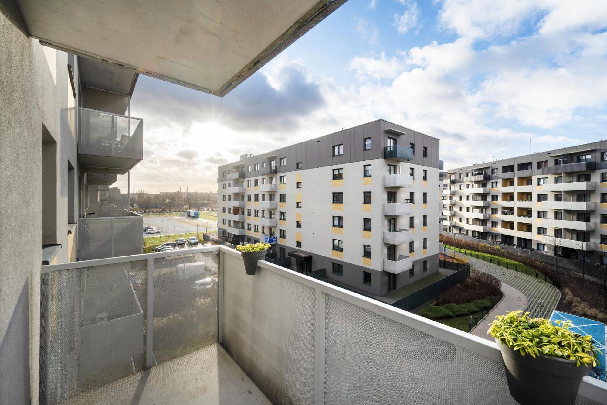 One Bedroom Apartment Nadodrze With Free Garage Wroclaw By Noclegi Renters Breslávia Exterior foto